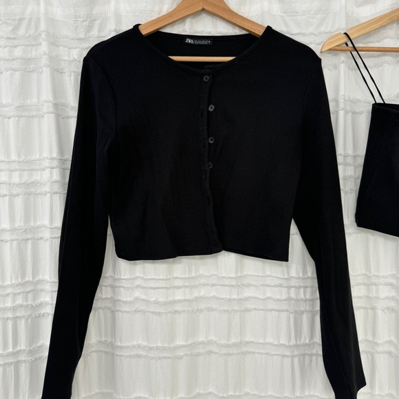 BLACK MATCHING CARDIGAN AND TANK TOP CO-ORD SET - Picture 4 of 7